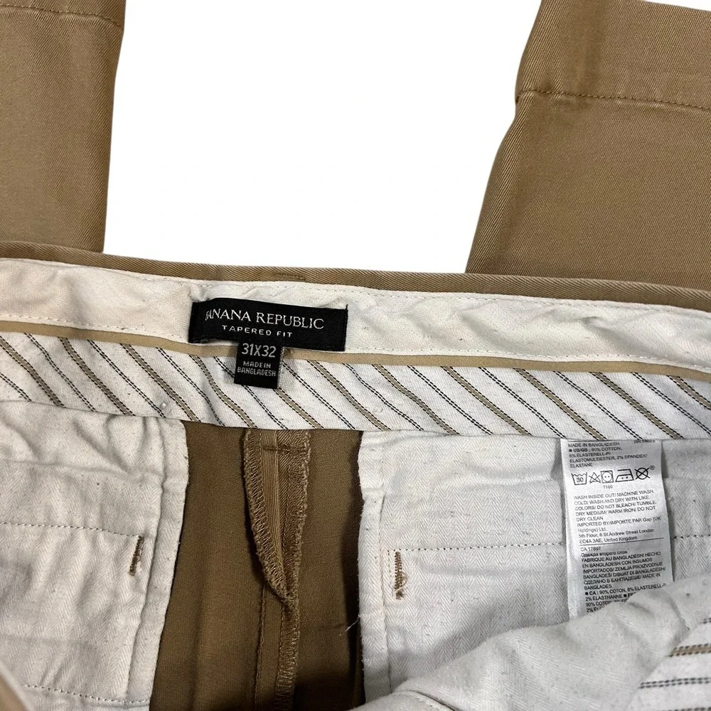 Banana Republic Men's Khaki Tapered Fit Pant Chinos‎ FITS 31x30